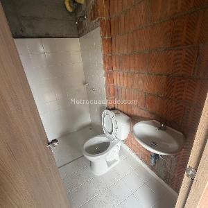 Apartamento de 2 alcobas en venta en Bucaros 1, Bello, 50 m² · foto 9 de 10
