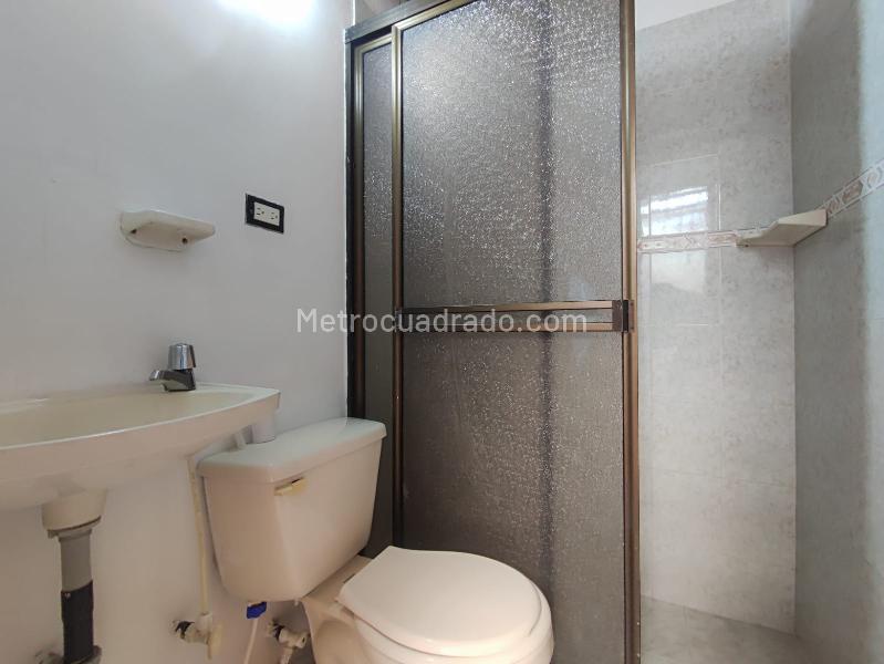 House with Commercial Space in a Great Location - 3