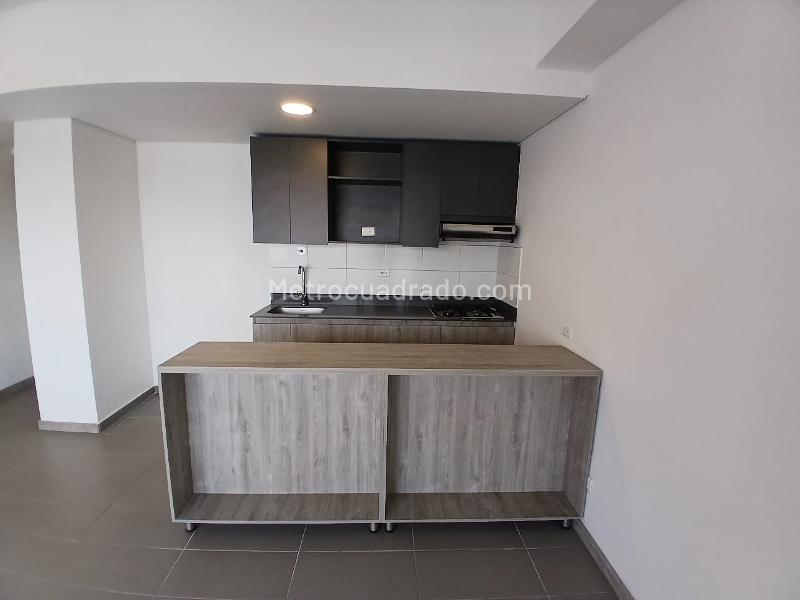 3BR Apartment in Barro Blanco (83 m²) - 2