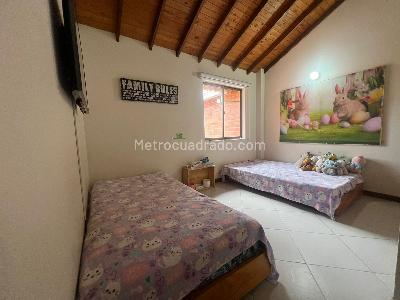 Casa de 3 alcobas en venta en Gualanday, Rionegro, 145 m² · foto 8 de 17