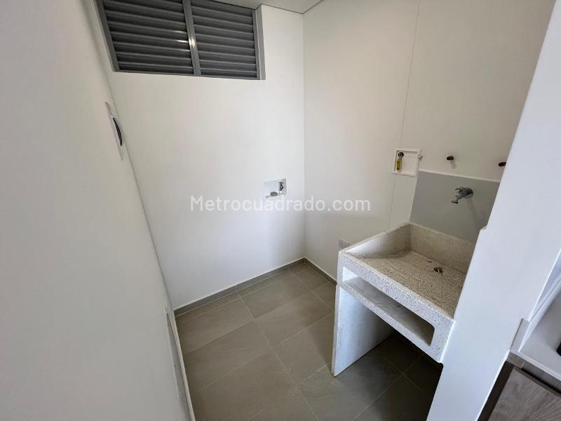 New 2BR Apartment with 2 Baths in Loma de San José - 5