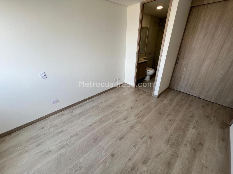 New 2BR Apartment with 2 Baths in Loma de San José - 6