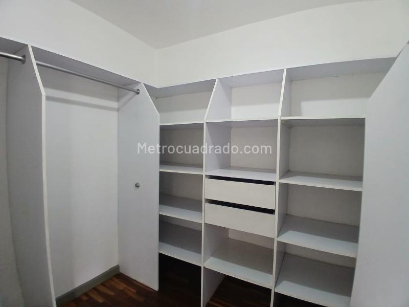 Penthouse con Luz Natural en Los Balsos 2 - 9