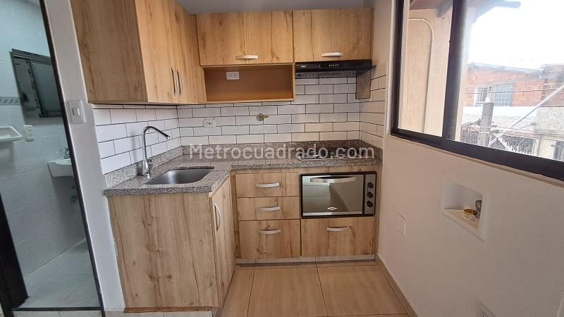 Apartamento Muy Luminoso de 3 Alcobas en Campo Amor - 4