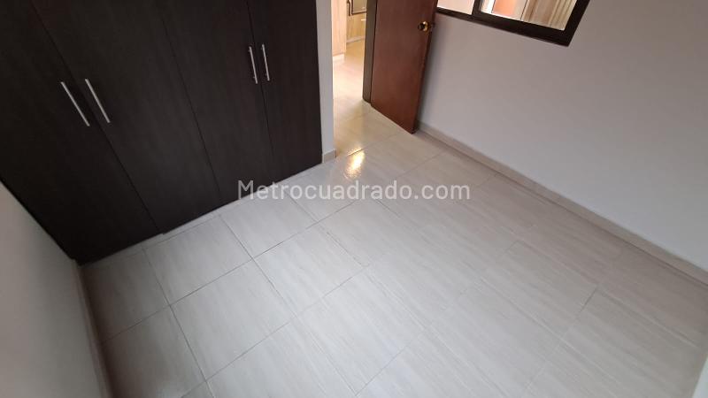 Apartamento Muy Luminoso de 3 Alcobas en Campo Amor - 8