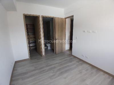 Apartamento de 2 alcobas en venta en Rincon Santo, Bello, 65 m² · foto 5 de 12