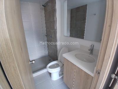 Apartamento de 2 alcobas en venta en Rincon Santo, Bello, 65 m² · foto 9 de 12