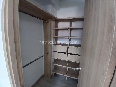 Apartamento de 2 alcobas en venta en Rincon Santo, Bello, 65 m² · foto 12 de 12