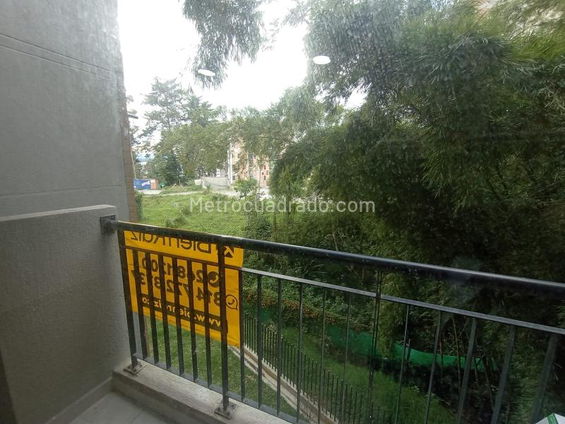 2BR Apartment in Cuatro Esquinas (50 m²) - 3