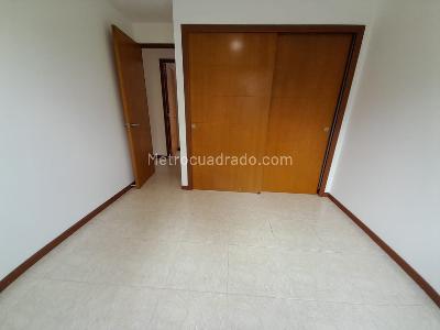 Apartamento de 3 alcobas en arriendo en Las Santas, Medellín, 120 m² · foto 6 de 14