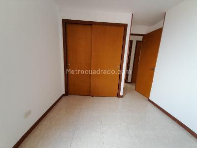 Apartamento de 3 alcobas en arriendo en Las Santas, Medellín, 120 m² · foto 7 de 14