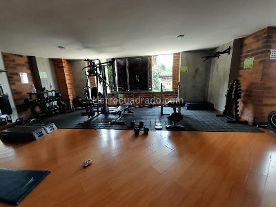 Apartamento de 3 alcobas en arriendo en Las Santas, Medellín, 120 m² · foto 11 de 14
