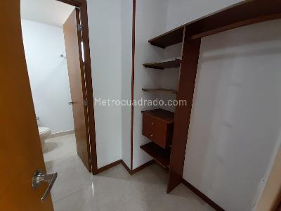 Apartamento de 3 alcobas en arriendo en Las Santas, Medellín, 120 m² · foto 12 de 14