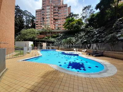 Apartamento de 3 alcobas en arriendo en Las Santas, Medellín, 120 m² · foto 13 de 14