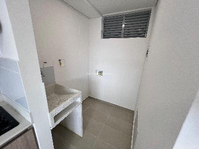 Apartamento de 2 alcobas en venta en Loma De San Jose, Sabaneta, 60 m² · foto 2 de 9