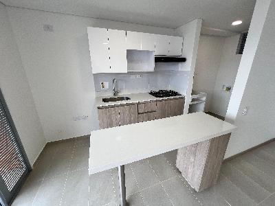 Apartamento de 2 alcobas en venta en Loma De San Jose, Sabaneta, 60 m² · foto 8 de 9