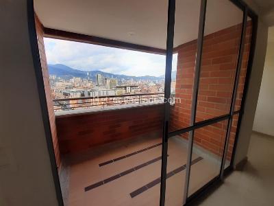 Apartamento en venta en Fatima, Itagüí · foto 4 de 9
