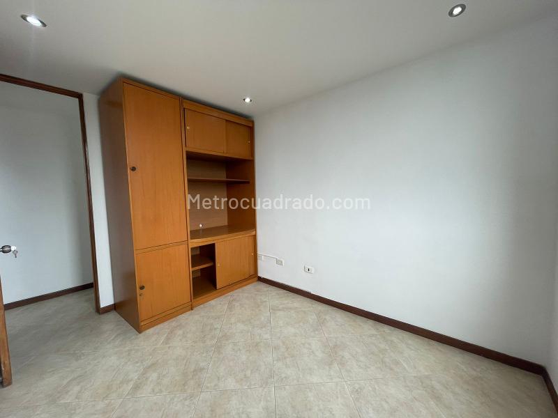 Apartamento de 3 alcobas en Loma de los Parra, Medellín - 7