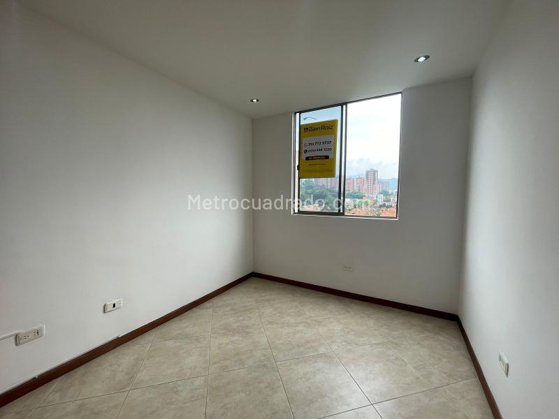 Apartamento de 3 alcobas en Loma de los Parra, Medellín - 8