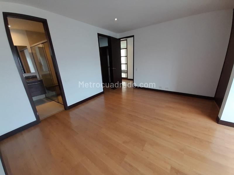 2BR Apartment for Rent in Loma de los Parra, El Poblado - 4