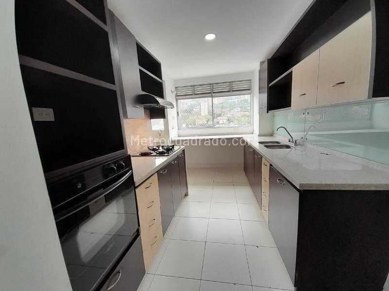 2BR Apartment for Rent in Loma de los Parra, El Poblado - 9
