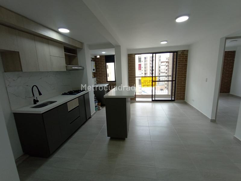 2BR Apartment in Cimarrona (50 m²)