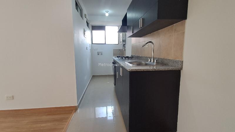 Apartamento Estiloso de 2 Alcobas en Loma Los González - 8