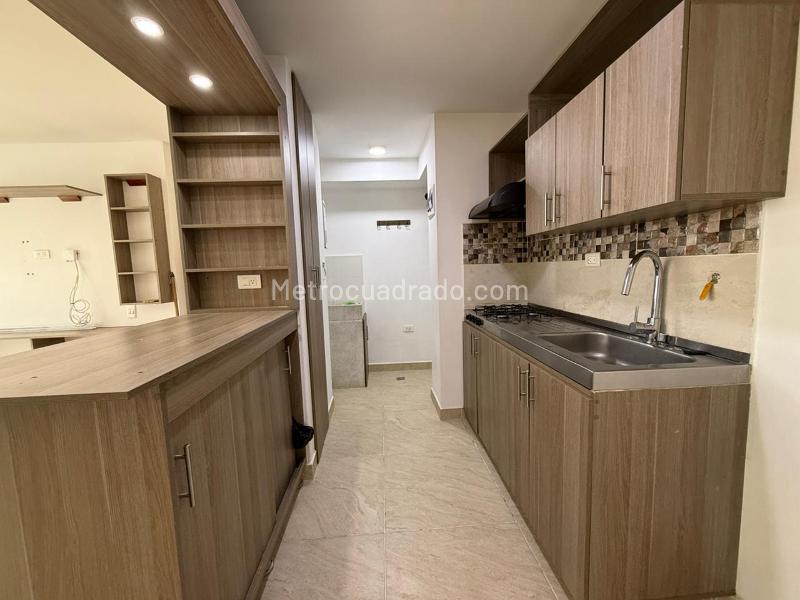 Apartamento de 3 Alcobas en Calasanz Parte Alta con Luz Natural - 2