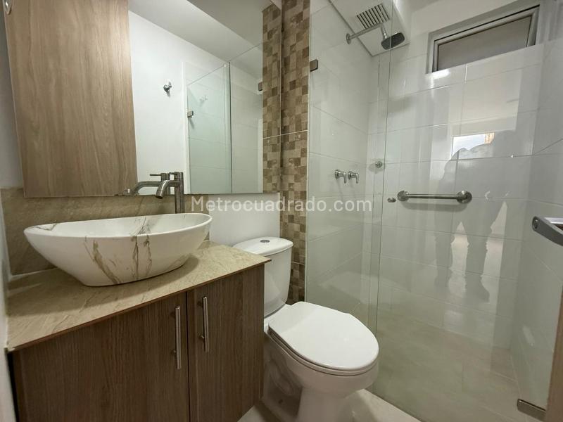 Apartamento de 3 Alcobas en Calasanz Parte Alta con Luz Natural - 3