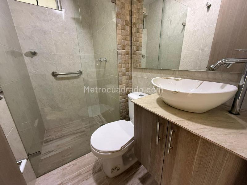 Apartamento de 3 Alcobas en Calasanz Parte Alta con Luz Natural - 7