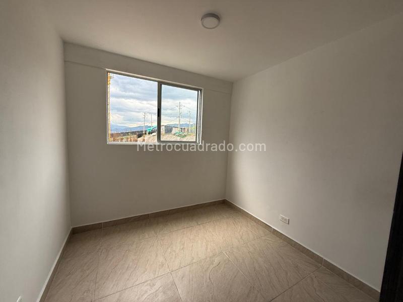 Apartamento de 3 Alcobas en Calasanz Parte Alta con Luz Natural - 8