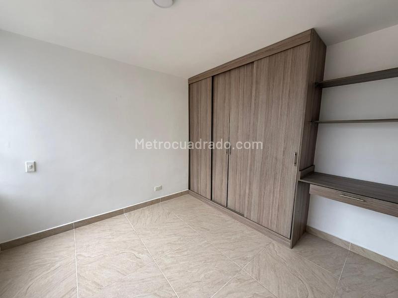Apartamento de 3 Alcobas en Calasanz Parte Alta con Luz Natural - 9