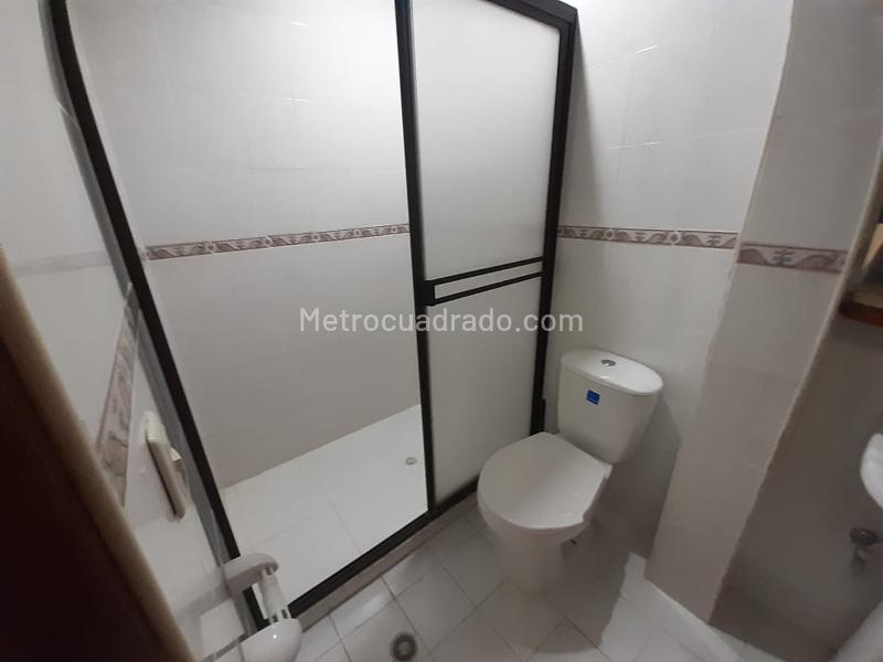 Spacious 4BR Apartment in La Palma - 6