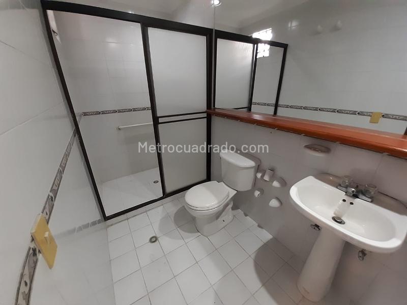 Spacious 4BR Apartment in La Palma - 7