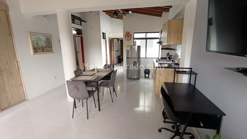 Spacious 2BR Apartment in Central Location