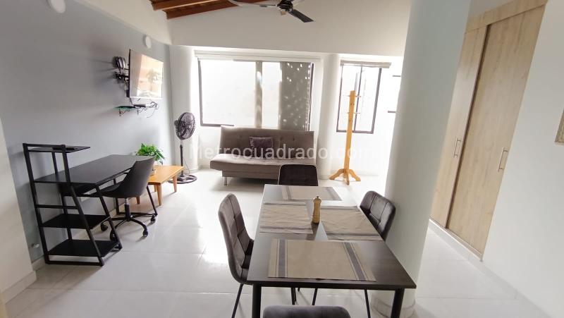 Spacious 2BR Apartment in Central Location - 3