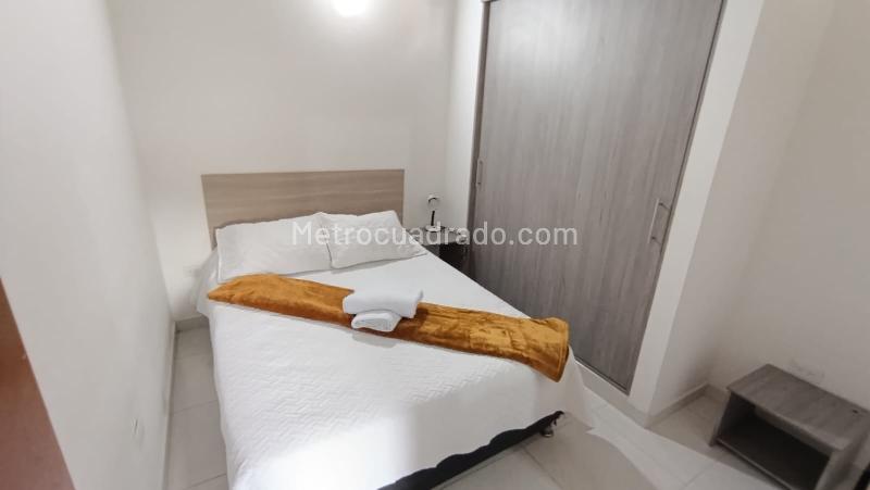 Spacious 2BR Apartment in Central Location - 7