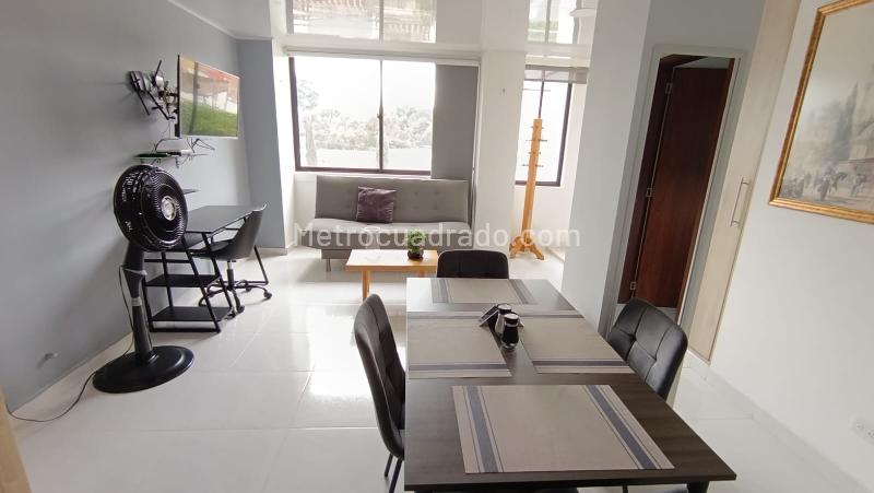 Apartamento Amplio de 2 Alcobas en Ubicación Central - 2