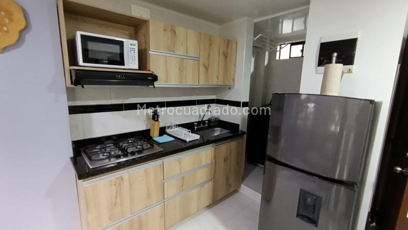 Apartamento Amplio de 2 Alcobas en Ubicación Central - 4