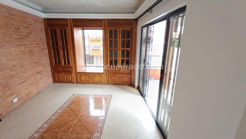 Bright 2BR Apartment in San Bernardo - 2