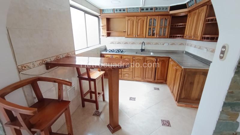 Bright 2BR Apartment in San Bernardo - 6