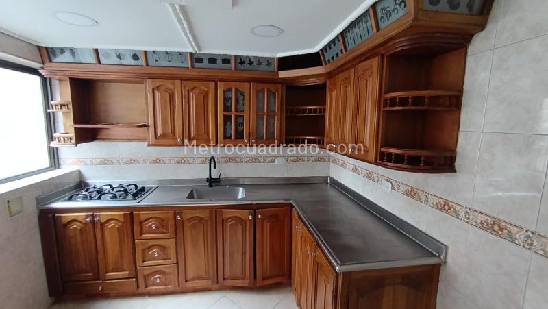 Bright 2BR Apartment in San Bernardo - 7