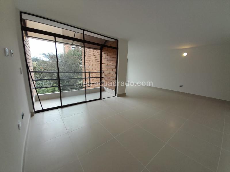 Recently Remodeled 3BR Apartment in La Frontera