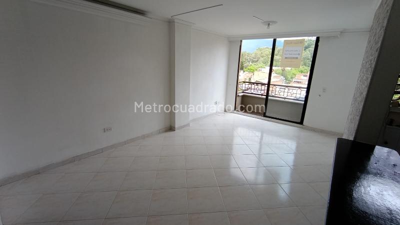 Bright 2BR Duplex Apartment in Fatima