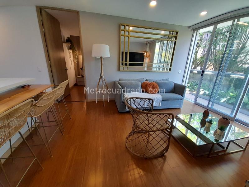 Modern 2BR Apartment in Loma Del Campestre