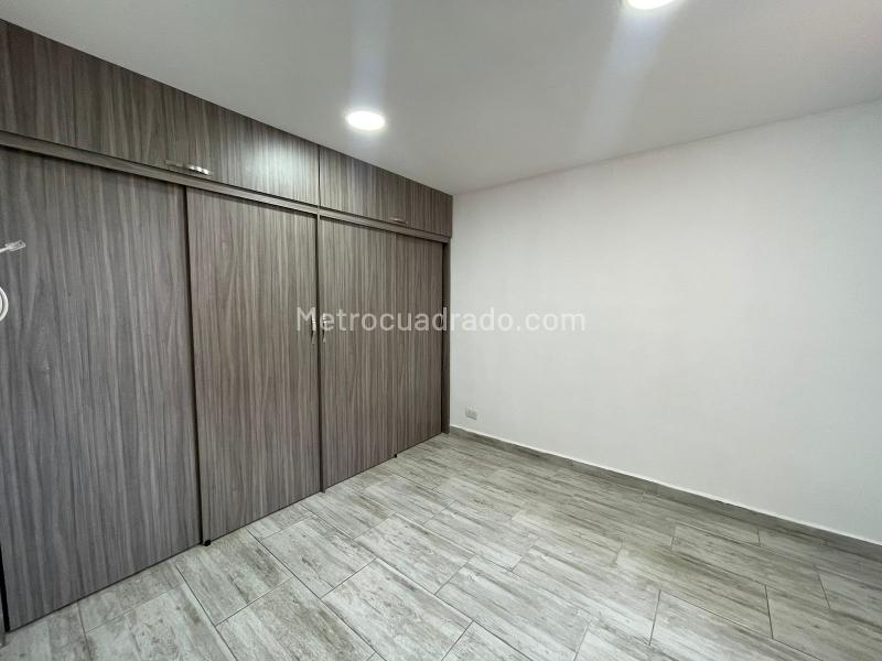 3BR Apartment in Pajarito - 3