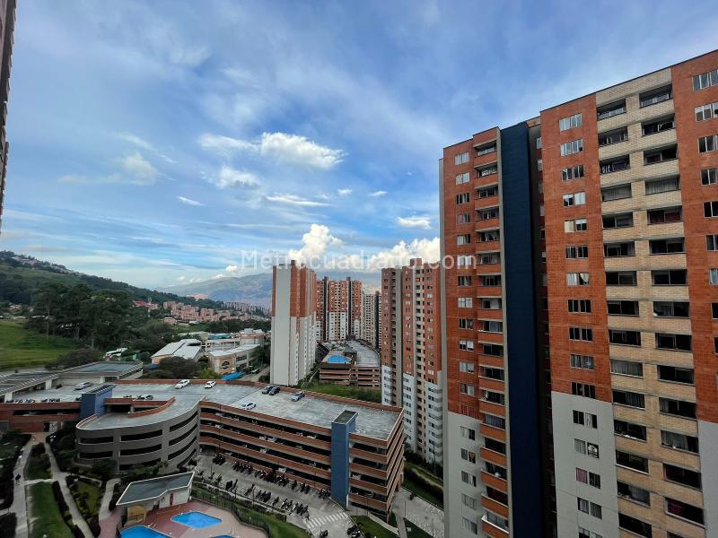 3BR Apartment in Pajarito - 8