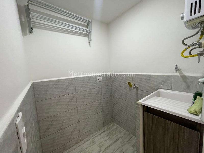 3BR Apartment in Pajarito - 9