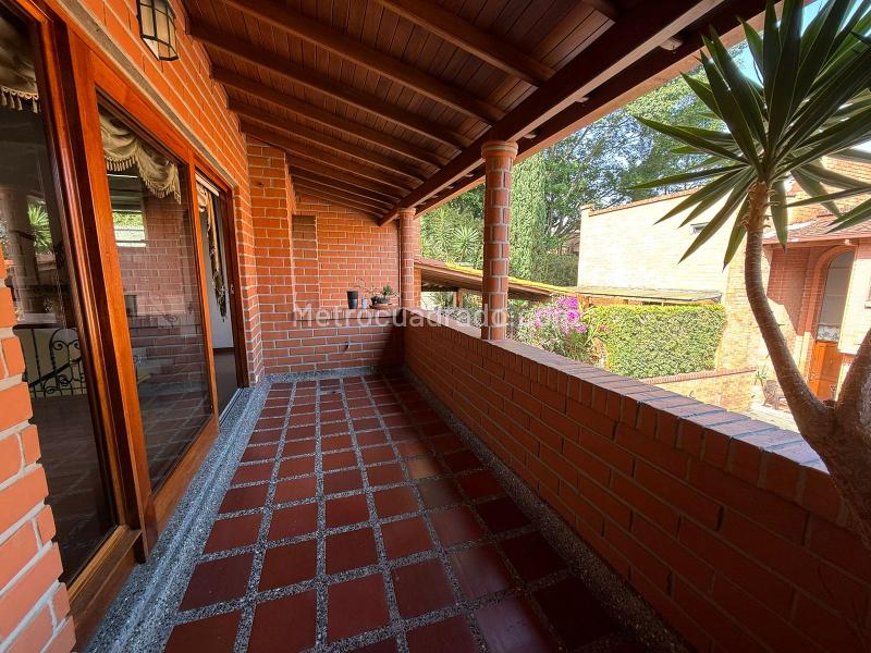 Spacious 4BR House with Pool in Loma De Los Parra - 9