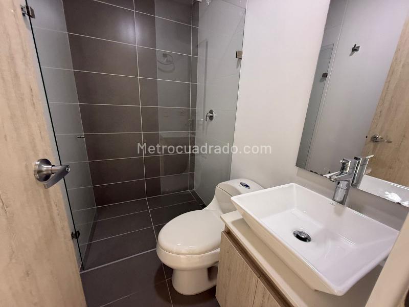 3BR Apartment in Loma Del Escobero (150 m²) - 3
